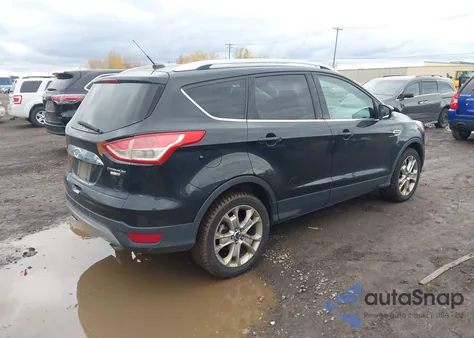 2015 Ford Escape Titanium из США, поврежденный, VIN 1FMCU9JX2FUA50073